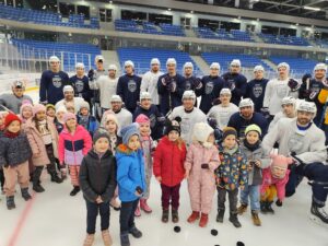 Pillangó csoport, Fehérvári hokisokkal csoportkép.